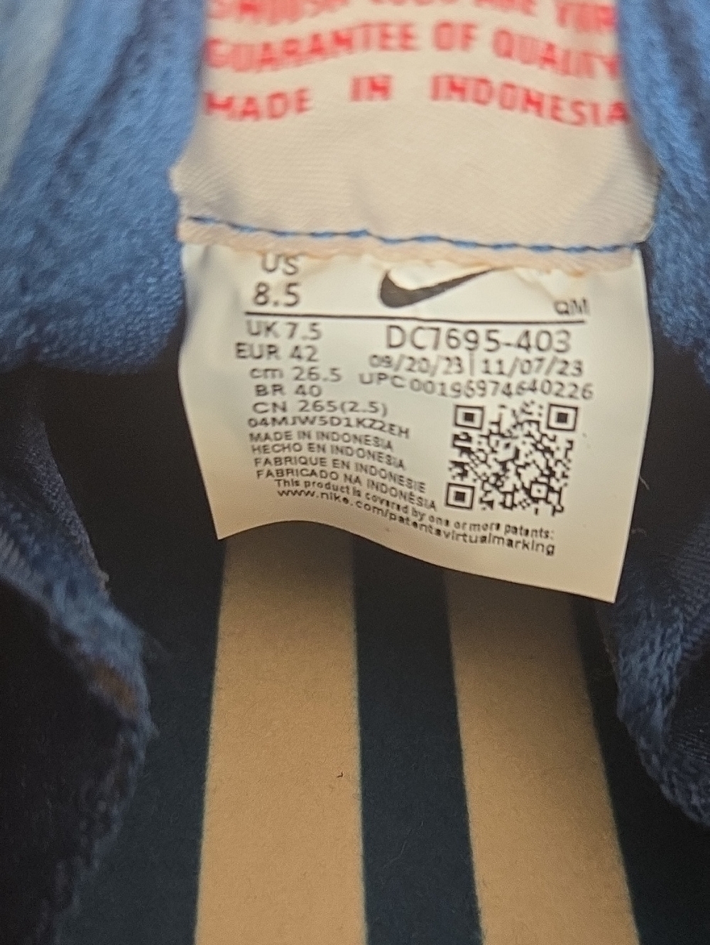 Nike Blue Low-Top Sneakers with White Swoosh - Skater - Picture 3 of 7